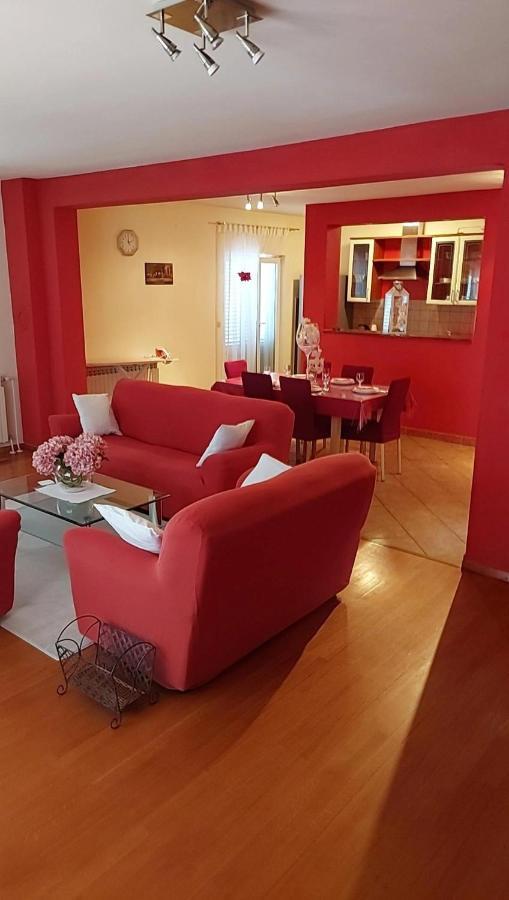 Mundanije Apartmani Katarina מראה חיצוני תמונה