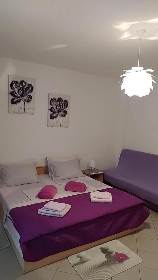 Mundanije Apartmani Katarina מראה חיצוני תמונה