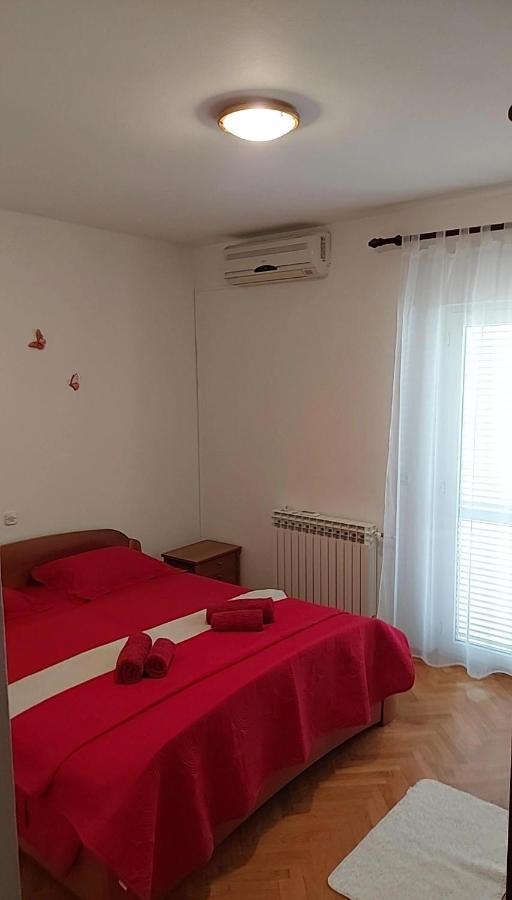 Mundanije Apartmani Katarina מראה חיצוני תמונה