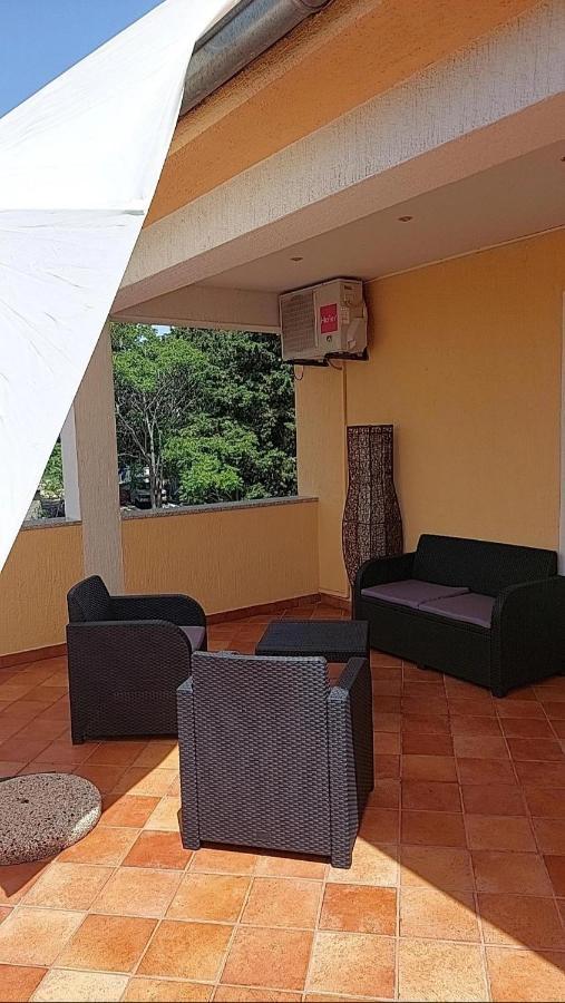 Mundanije Apartmani Katarina מראה חיצוני תמונה