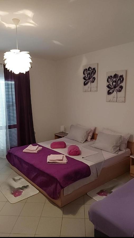 Mundanije Apartmani Katarina מראה חיצוני תמונה