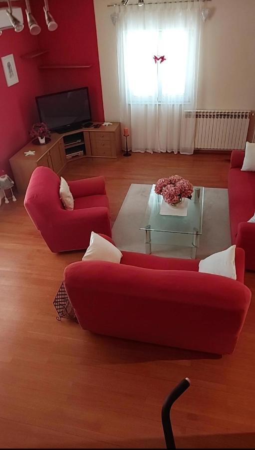 Mundanije Apartmani Katarina מראה חיצוני תמונה
